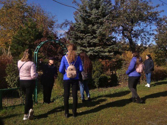 Заняття у еколого-натуралістичному відділі 2